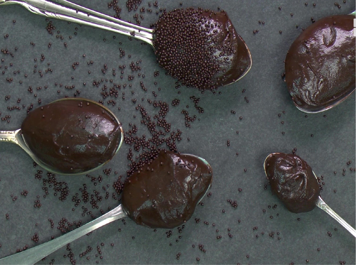 Brigadeiro de Colher com Bolacha Torrada Cacau